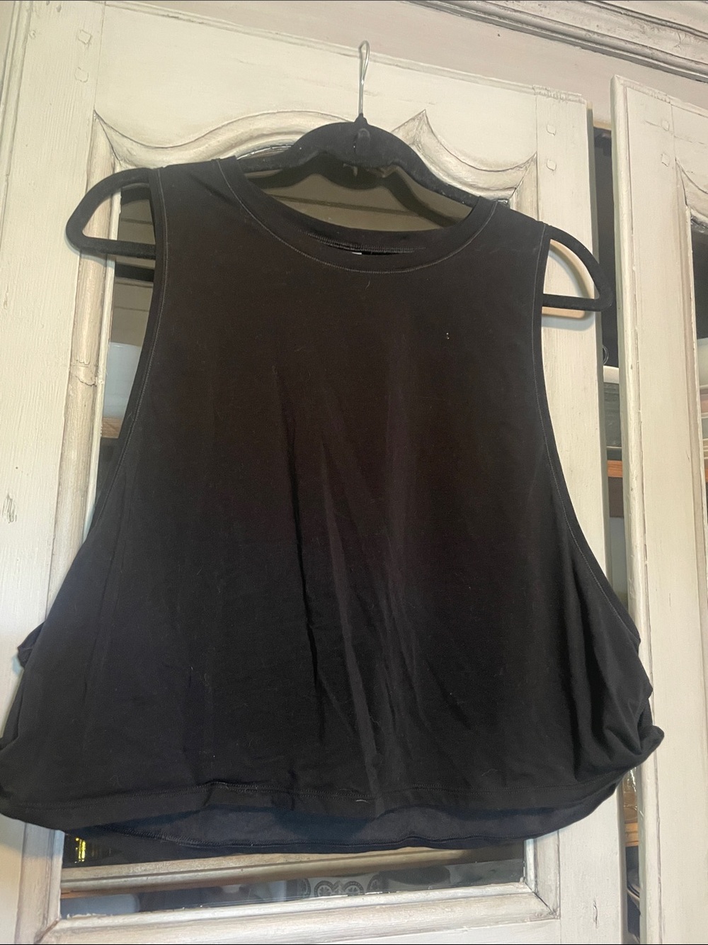 Knotted Side Cutout-CRZ YOGA Black Boxy Crop Tank